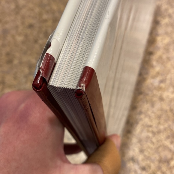 Winston Cup Nascar 1997 Yearbook Chronicle of the Season Racing - Picture 10 of 16